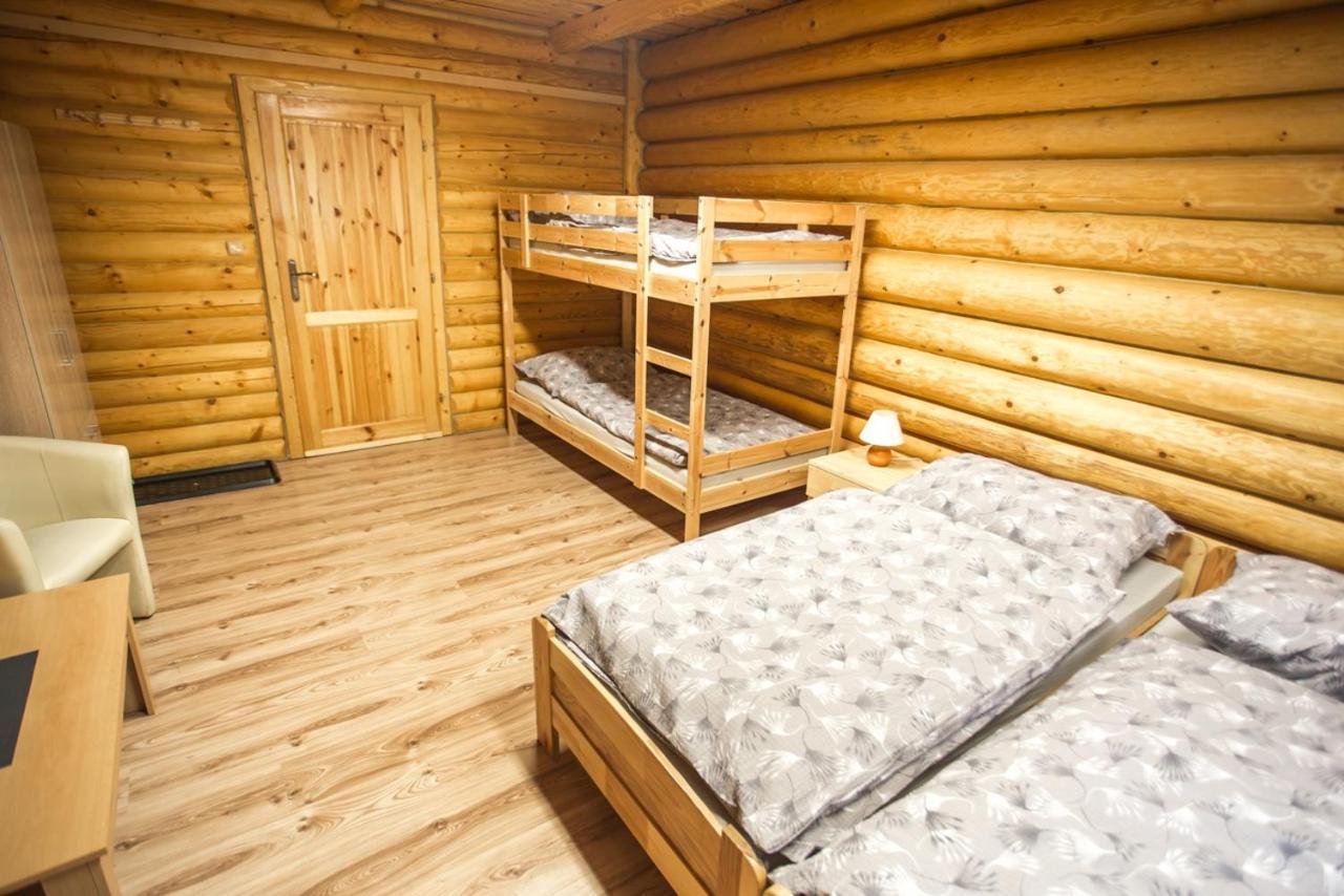 Ubytovanie Dobsinska Ladova Jaskyna Stratená Exteriör bild